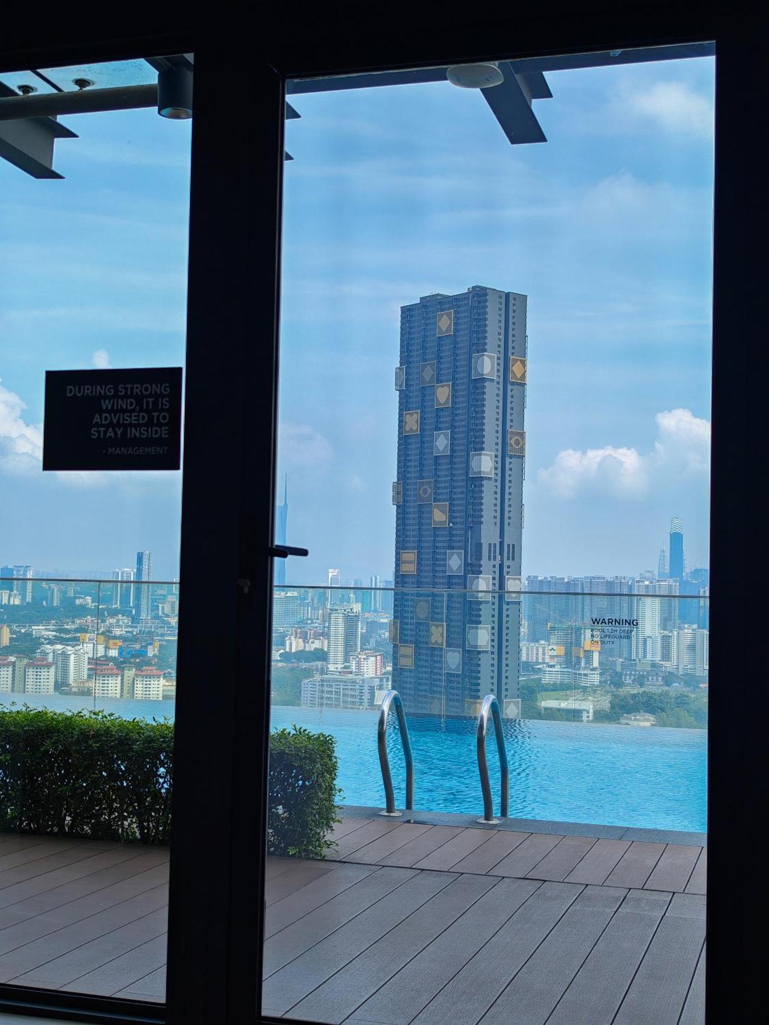 Pangsapuri Ekocheras #2room 4pax Link Mall & Mrt Kuala Lumpur